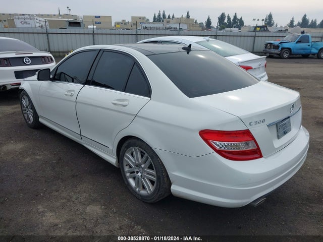 2008 MERCEDES-BENZ C 300 LUXURY/SPORT VIN: WDDGF54X38F180770