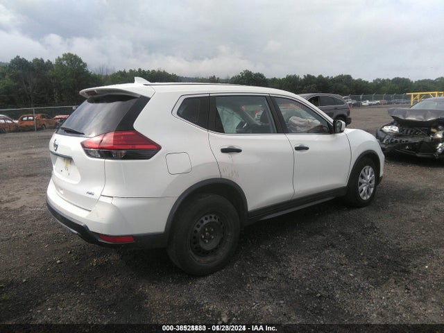 Nissan ROGUE S 2017 JN8AT2MV8HW008048 Image 4