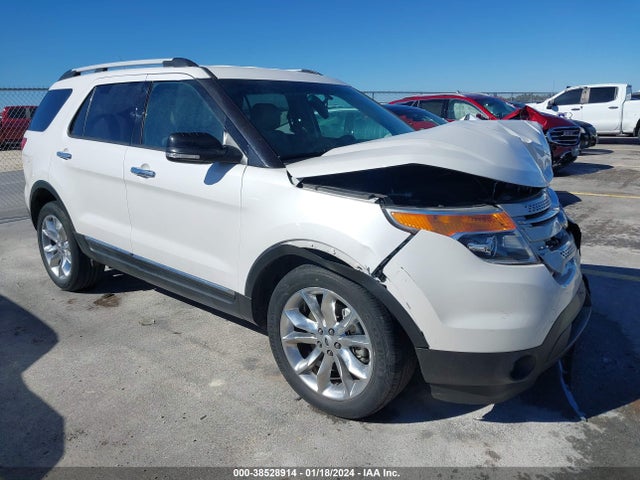 2014 FORD EXPLORER XLT VIN: 1FM5K7D87EGB52182