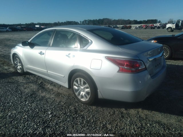 Nissan Altima 2.5 S 2015 1N4AL3AP7FC187131 Image 3