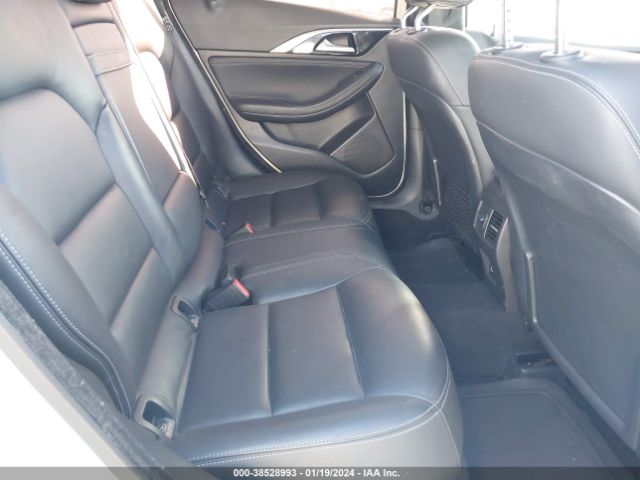 SJKCH5CR2HA035476 Infiniti Qx30 Luxury