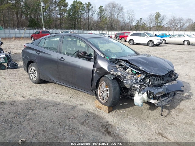 Toyota Prius Two 2018 JTDKBRFUXJ3596350 Image 1
