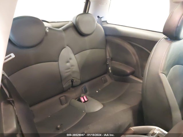 2007 MINI COOPER WMWMF33567TL68147 Photo 7