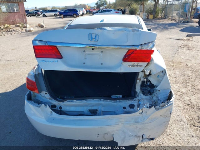 Honda Accord Touring 2015 1HGCR3F90FA009957 Image 16