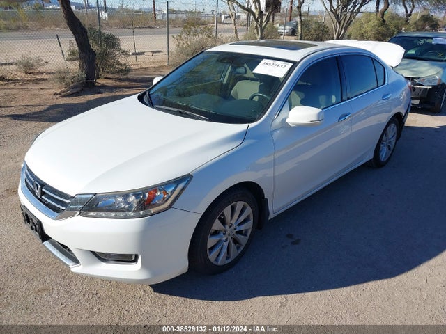Honda Accord Touring 2015 1HGCR3F90FA009957 Image 2