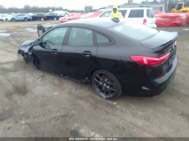 2021 BMW 2 SERIES WBA13AL05M7G76194 Photo 2