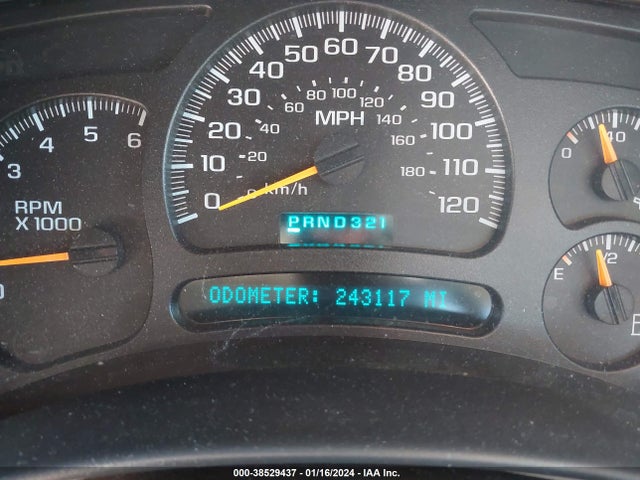 2005 CHEVROLET SILVERADO 1500 LS VIN: 2GCEC13T151195062