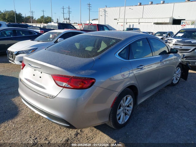 Chrysler 200 Limited 2016 1C3CCCAB7GN186501 Image 4