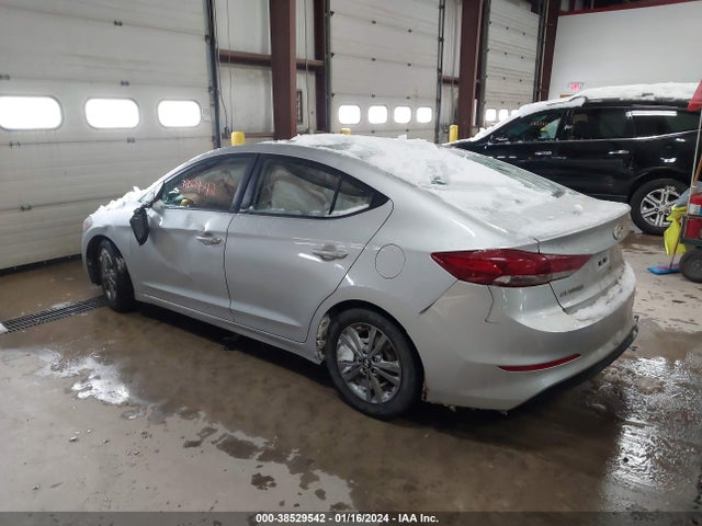 2018 HYUNDAI ELANTRA SEL VIN: 5NPD84LF9JH264470
