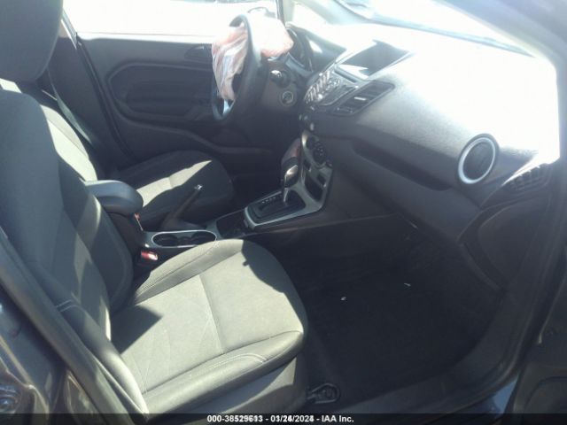 3FADP4EJ0JM141953 Ford FIESTA SE