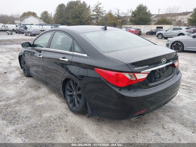2011 HYUNDAI SONATA SE VIN: 5NPEC4AC0BH147132