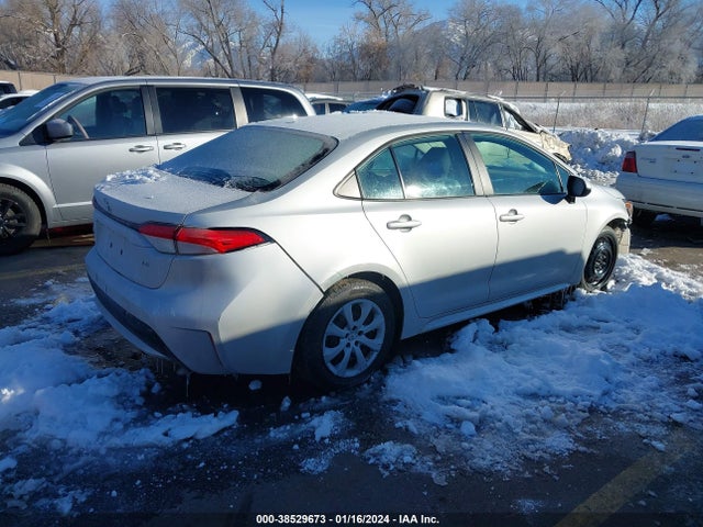 Toyota COROLLA LE 2021 5YFEPMAE1MP187716 Image 4