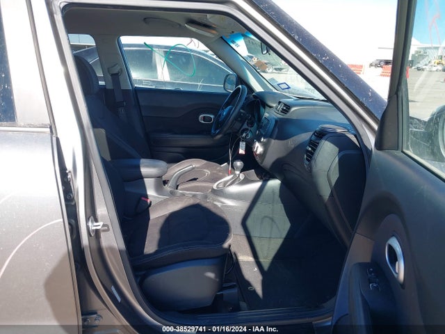 KIA Soul 2017 KNDJN2A25H7480122 Image 5