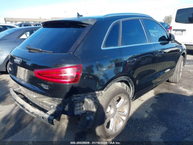 WA1GFCFS7FR000700 Audi Q3 2.0t Premium Plus