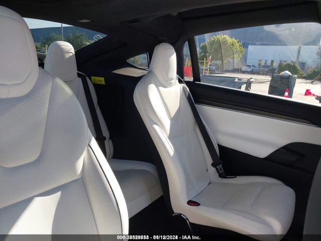 2023 TESLA MODEL X VIN: 7SAXCCE60PF371047