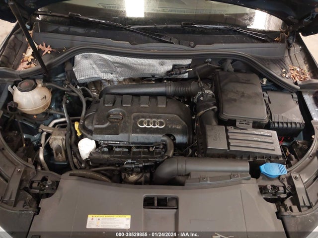 WA1JCCFS9JR014086 Audi Q3 2.0t Premium/2.0t Sport Premium