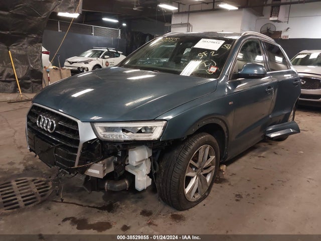 WA1JCCFS9JR014086 Audi Q3 2.0t Premium/2.0t Sport Premium