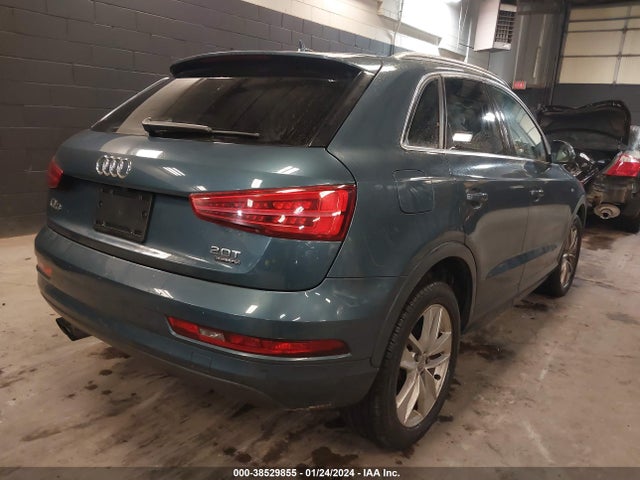WA1JCCFS9JR014086 Audi Q3 2.0t Premium/2.0t Sport Premium