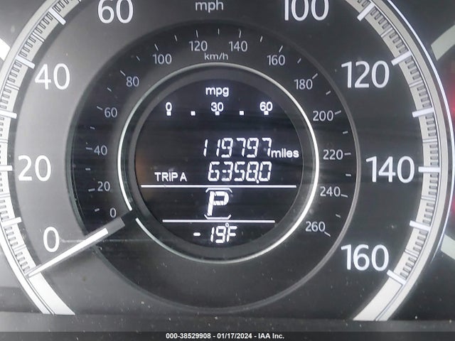 2013 HONDA ACCORD LX VIN: 1HGCR2F35DA111645