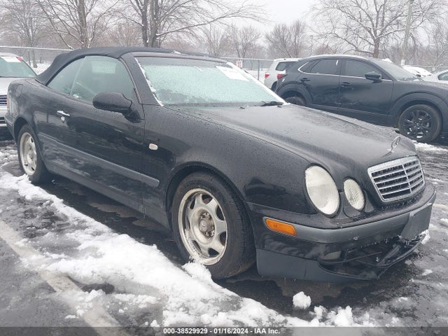 1999 MERCEDES-BENZ CLK 320 VIN: WDBLK65G2XT005028