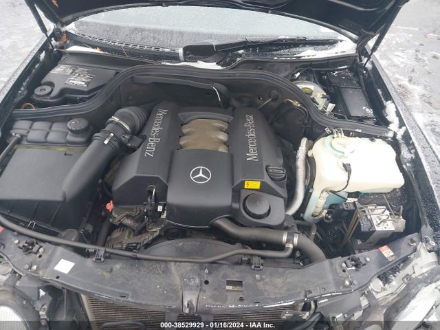 1999 MERCEDES-BENZ CLK 320 VIN: WDBLK65G2XT005028