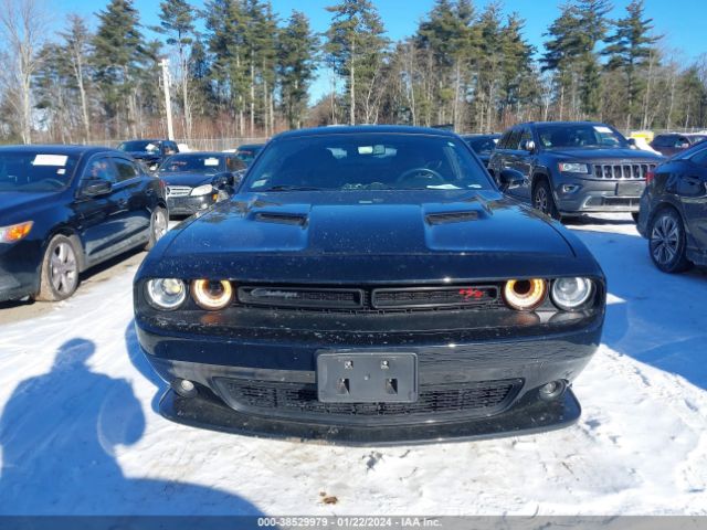 2C3CDZFJ9JH246374 Dodge Challenger R/t Scat Pack