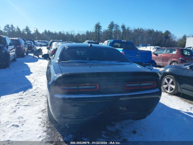 2C3CDZFJ9JH246374 Dodge Challenger R/t Scat Pack