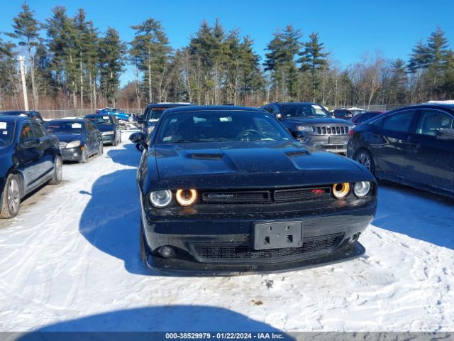 2C3CDZFJ9JH246374 Dodge Challenger R/t Scat Pack