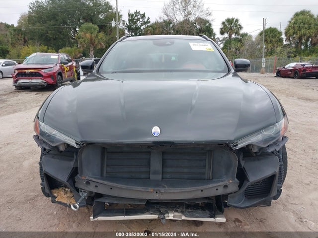 ZN661XUS4HX217595 Maserati Levante