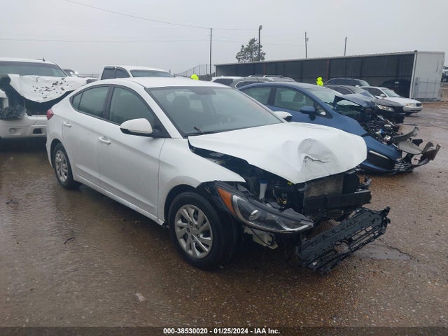 Hyundai ELANTRA SE 2018 5NPD74LF0JH351063 Image 1