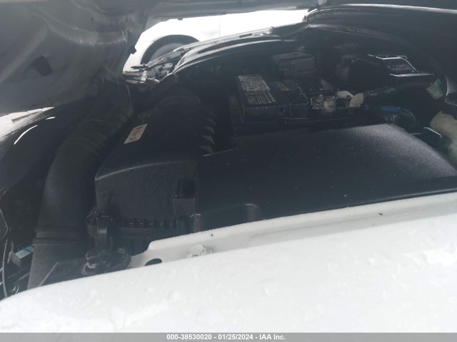 Hyundai ELANTRA SE 2018 5NPD74LF0JH351063 Image 10