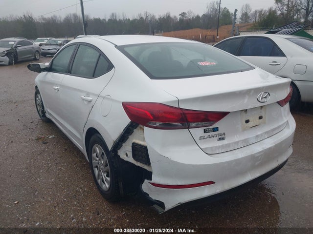 Hyundai ELANTRA SE 2018 5NPD74LF0JH351063 Image 3