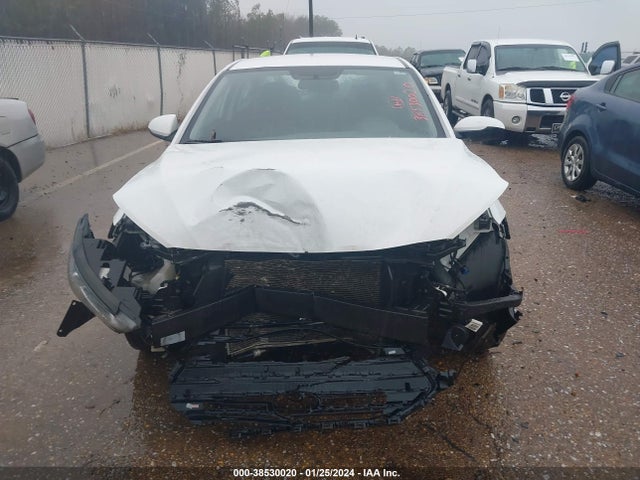 Hyundai ELANTRA SE 2018 5NPD74LF0JH351063 Image 6