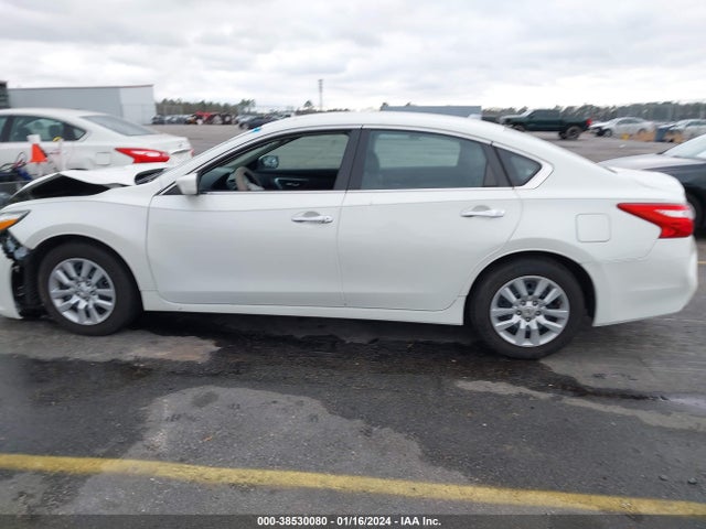 2017 NISSAN ALTIMA 2.5 S VIN: 1N4AL3AP0HC150568