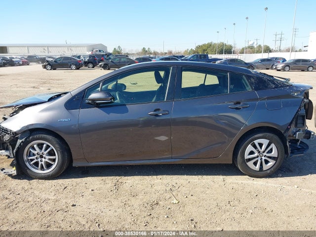 Toyota Prius Two 2018 JTDKBRFU3J3582547 Image 15