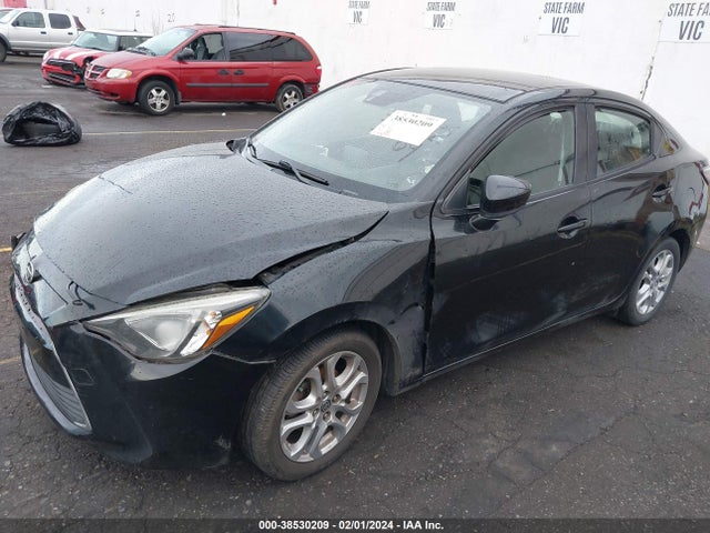 3MYDLBZVXGY118996 Scion IA