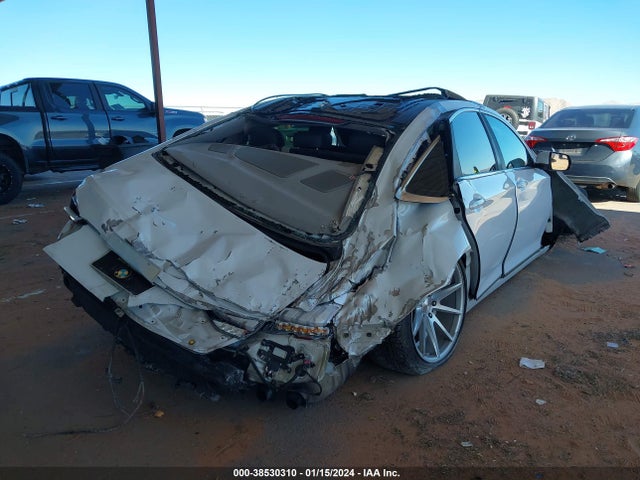 Genesis G80 5.0 Ultimate 2017 KMHGN4JFXHU181845 Image 4