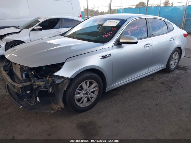 KIA Optima Lx 2018 5XXGT4L32JG228987 Image 2