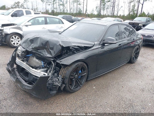 BMW 340i 2016 WBA8B3C52GK383232 Image 2