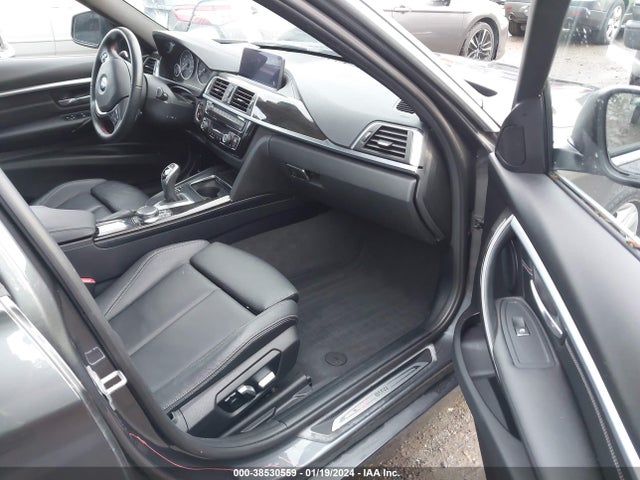 WBA8K3C52JA369778 BMW 330i Xdrive