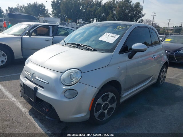 2013 FIAT 500E 3C3CFFGE1DT745899 Photo 1