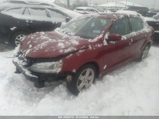 3VW2B7AJ4HM272138 Volkswagen Jetta 1.4t S