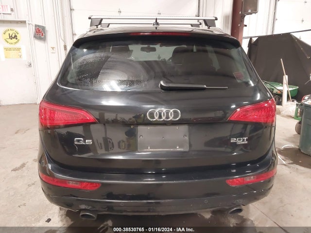 WA1LFAFP0EA110368 Audi Q5 2.0t Premium