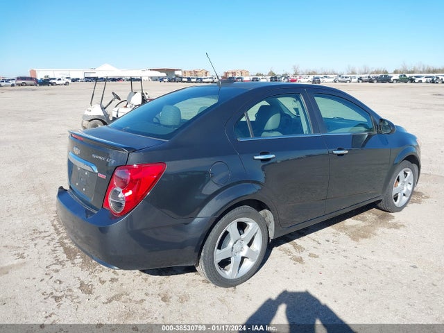 Chevrolet Sonic Ltz Auto 2015 1G1JE5SBXF4112767 Image 4