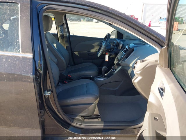 Chevrolet Sonic Ltz Auto 2015 1G1JE5SBXF4112767 Image 5