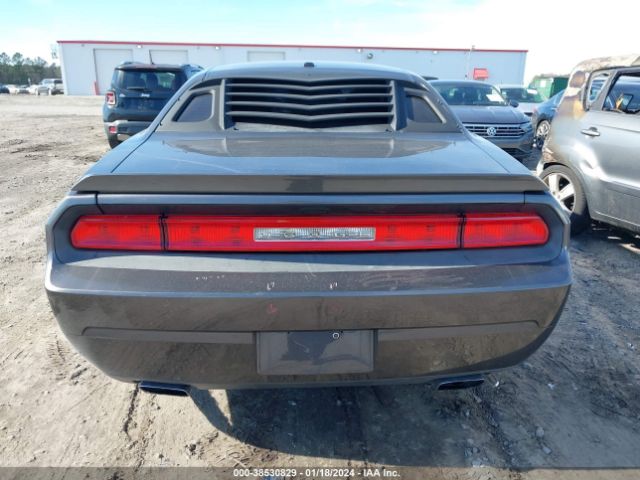 2C3CDYBT3EH209683 Dodge Challenger R/t