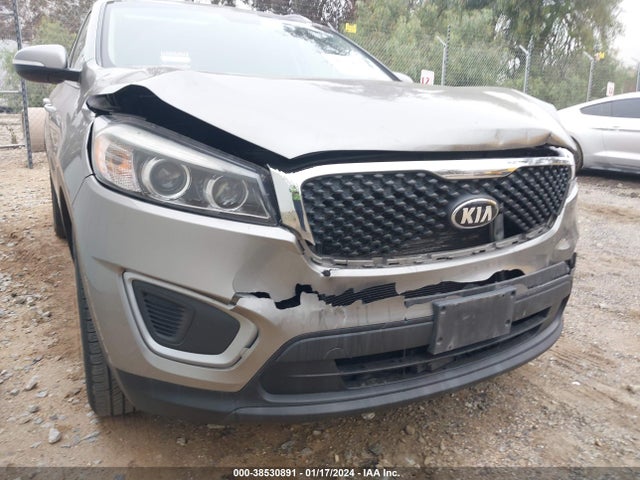 KIA Sorento 3.3l Lx 2017 5XYPG4A55HG209526 Image 12