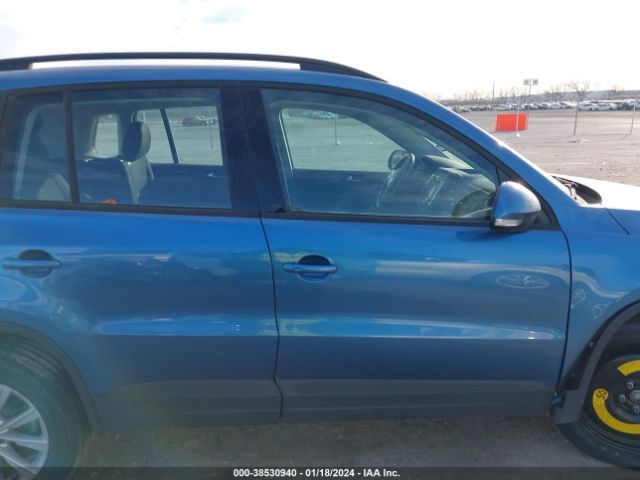 WVGAV7AX3HK051353 Volkswagen Tiguan 2.0t/2.0t S