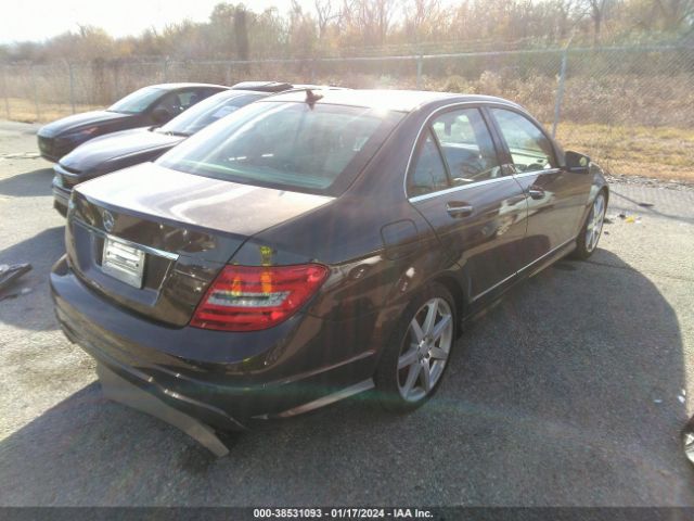 2013 MERCEDES-BENZ C 250 WDDGF4HB0DA778122 Photo 3