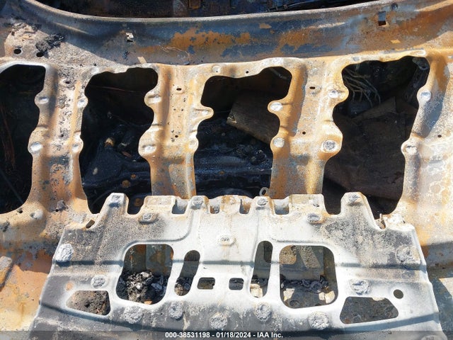 Toyota Rav4 Xle 2018 JTMRFREV8JJ245901 Image 10